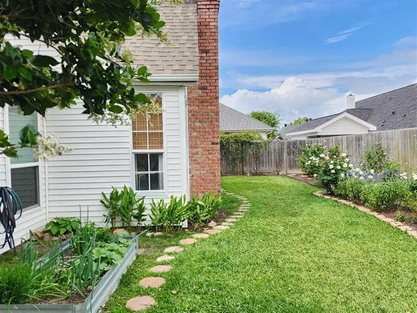 $389,000 | 4215 West Jevon Lane, Lake Charles, LA 70605