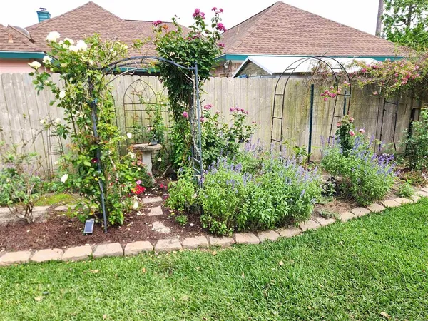 $389,000 | 4215 West Jevon Lane, Lake Charles, LA 70605