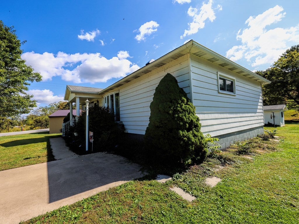 8075 Loop Road Alexandria, PA 16611 - Photo 14 of 55 Gallery Image 14