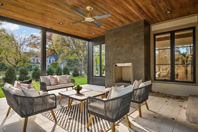 $2,499,999 | 809 Lenox Road, Glenview, IL 60025