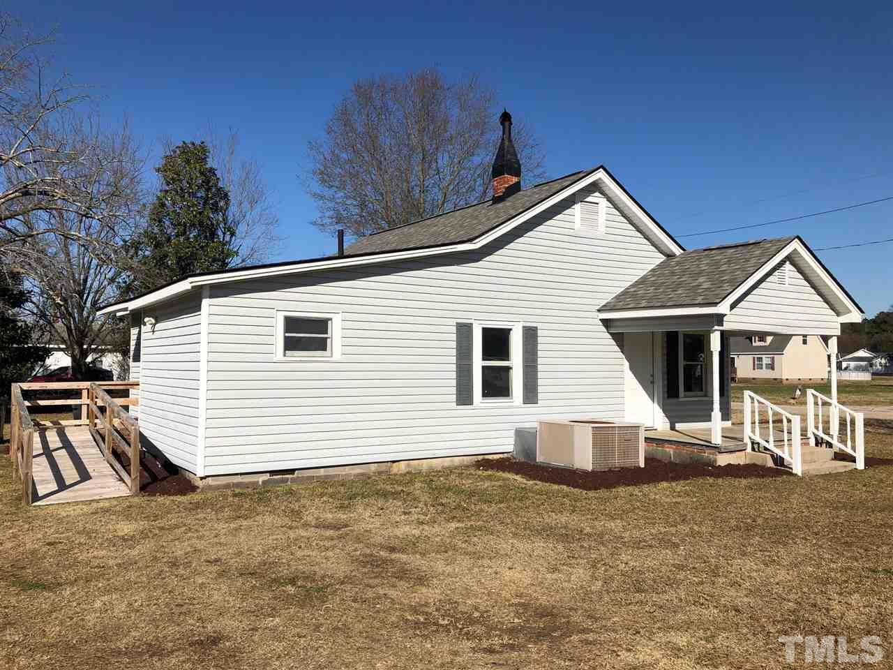 400 Lucas Road Erwin, NC 28334 - Photo 5 of 21 Gallery Image 5