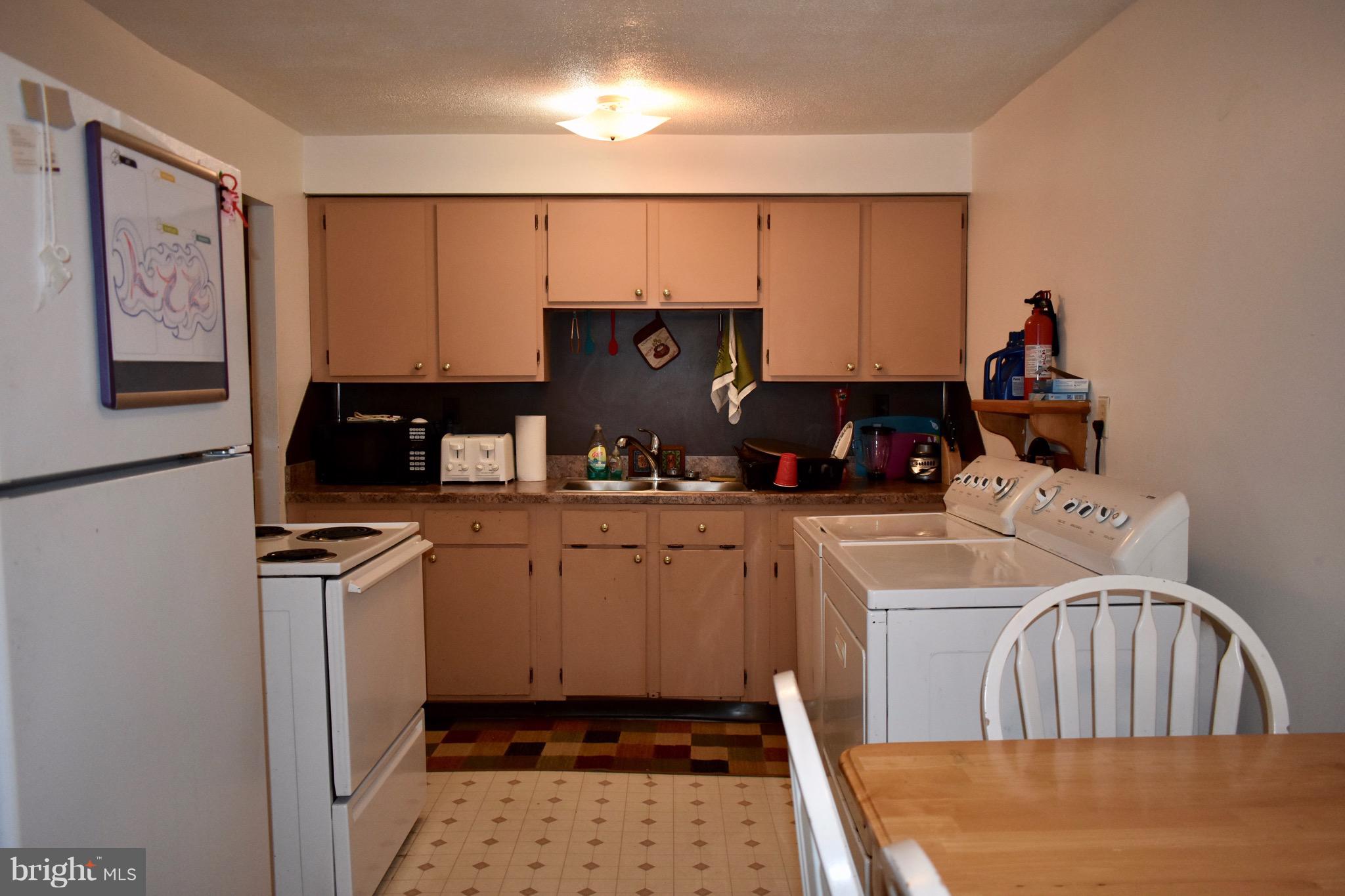 6044 Linglestown Road Harrisburg, PA 17112 - Photo 7 of 18 Gallery Image 7