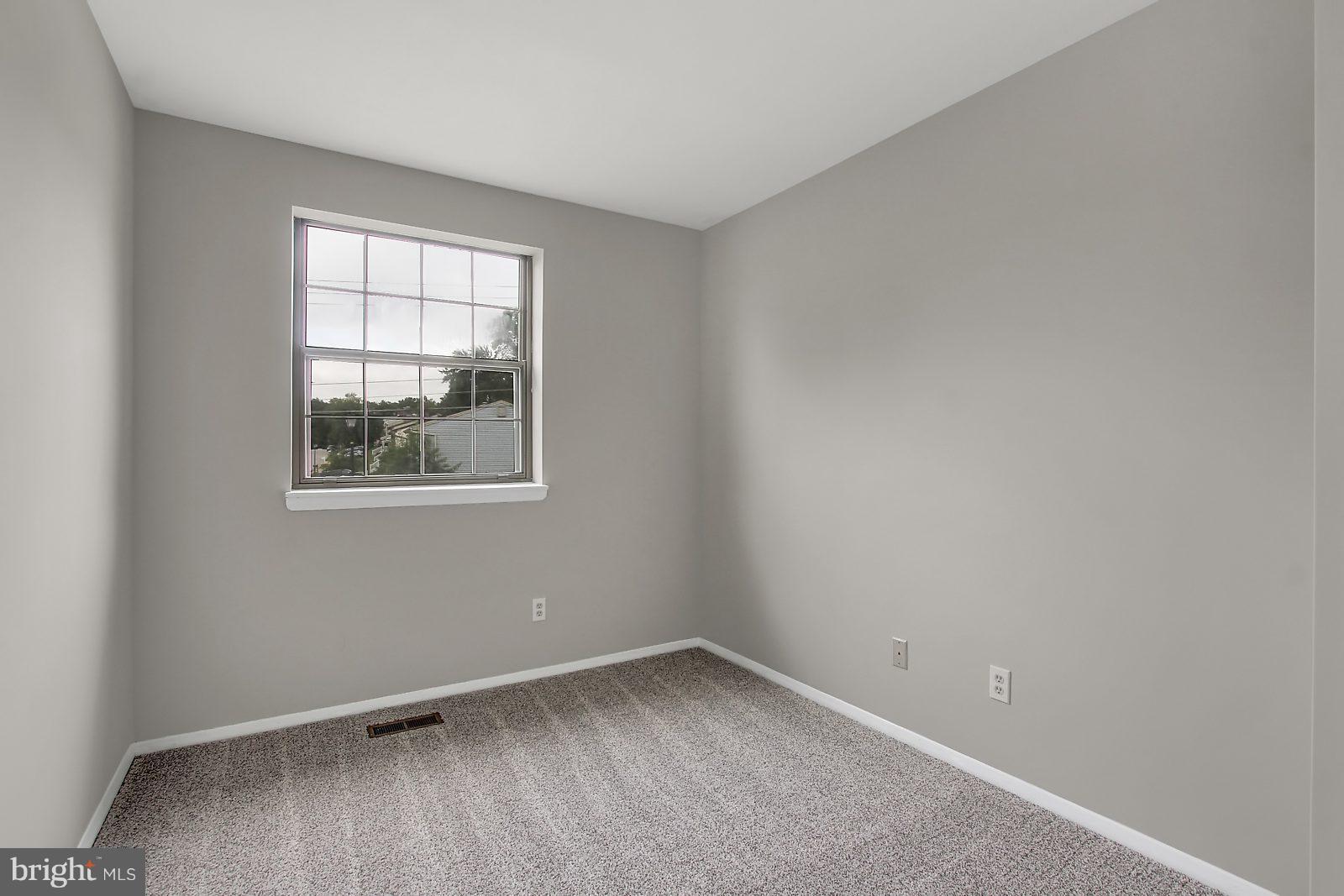 3504 Upton Road Baltimore, MD 21234 - Photo 7 of 15 Perfect room for guests or a home office!