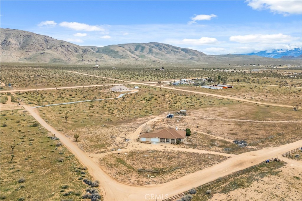 26525 Papago Road Apple Valley, CA 92307 - Photo 29 of 40