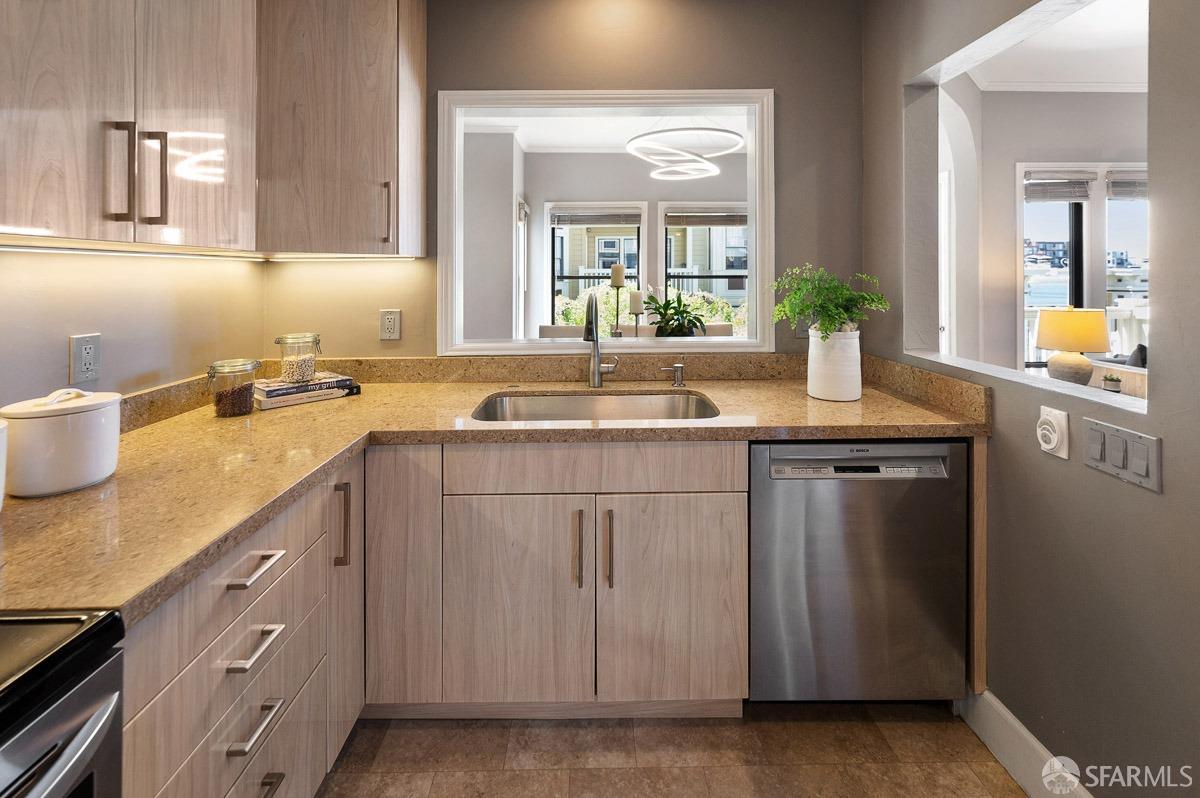 576 Wisconsin Street San Francisco, CA 94107 - Photo 15 of 35 Gallery Image 15
