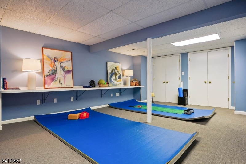 2102 Gamble Road Scotch Plains, NJ 07076 - Photo 45 of 50