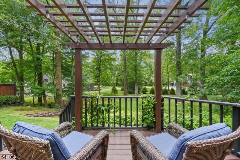 2102 Gamble Road Scotch Plains, NJ 07076 - Photo 48 of 50