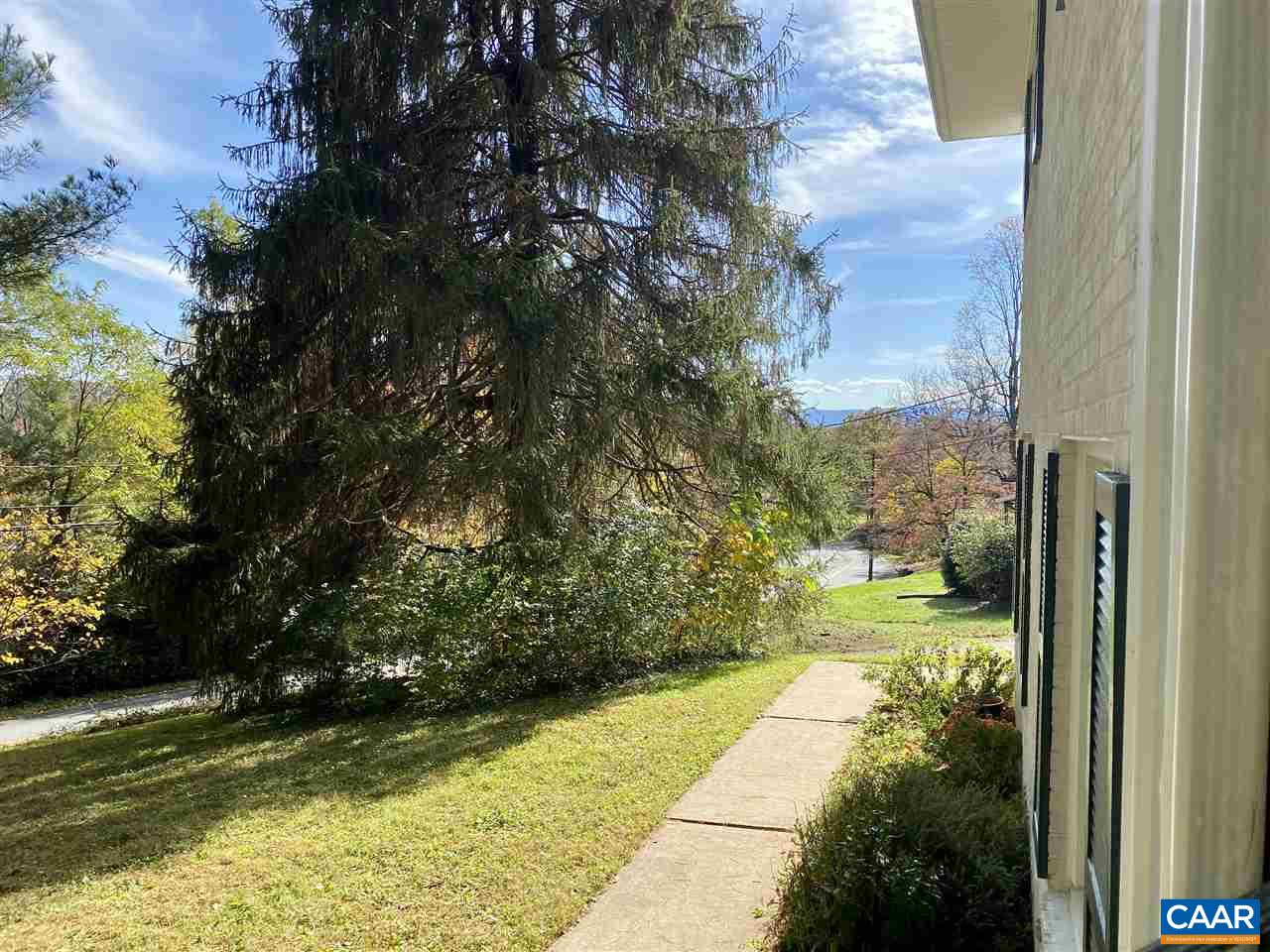 18 Woodlee Road Staunton, VA 24401 - Photo 5 of 50 Gallery Image 5