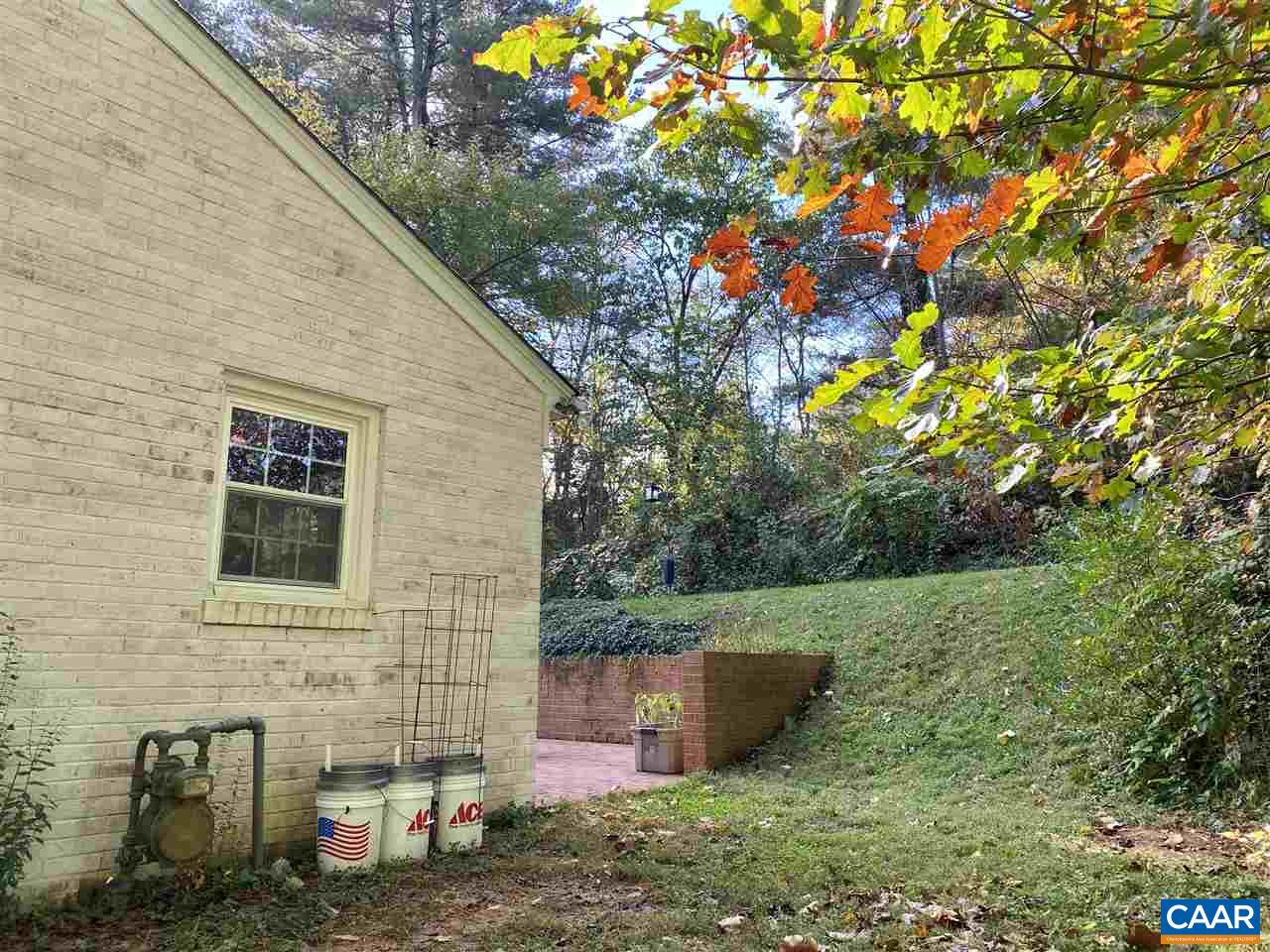 18 Woodlee Road Staunton, VA 24401 - Photo 9 of 50 Gallery Image 9