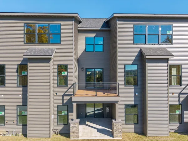 $650,000 | 24 Hill Crest Lane, Unit 6, Lake George, NY 12845