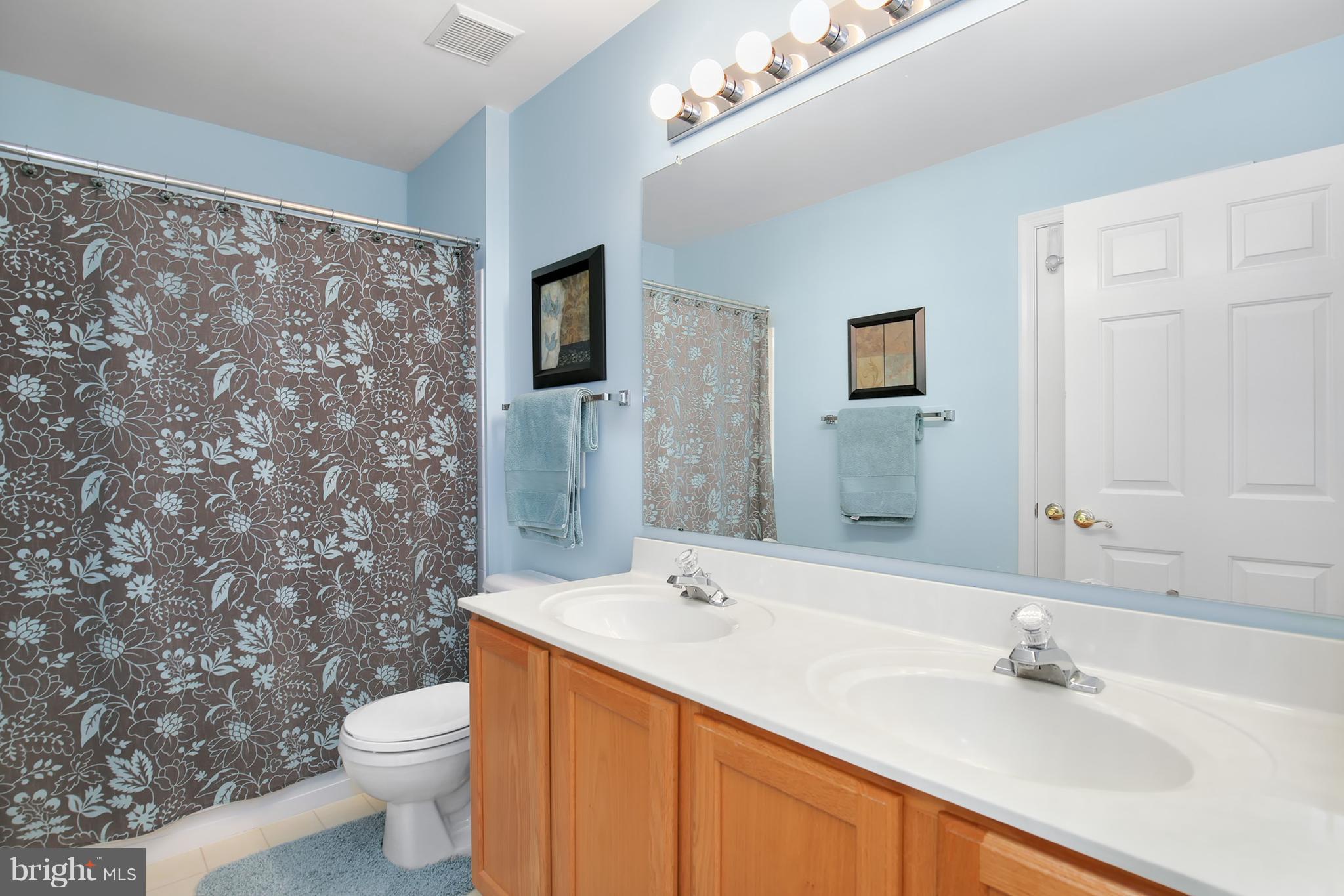 6431 Spring Forest Road Frederick, MD 21701 - Photo 19 of 30 Bath