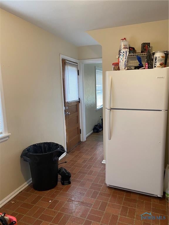 1914 Fernhill Road Toledo, OH 43607 - Photo 7 of 21 Gallery Image 7