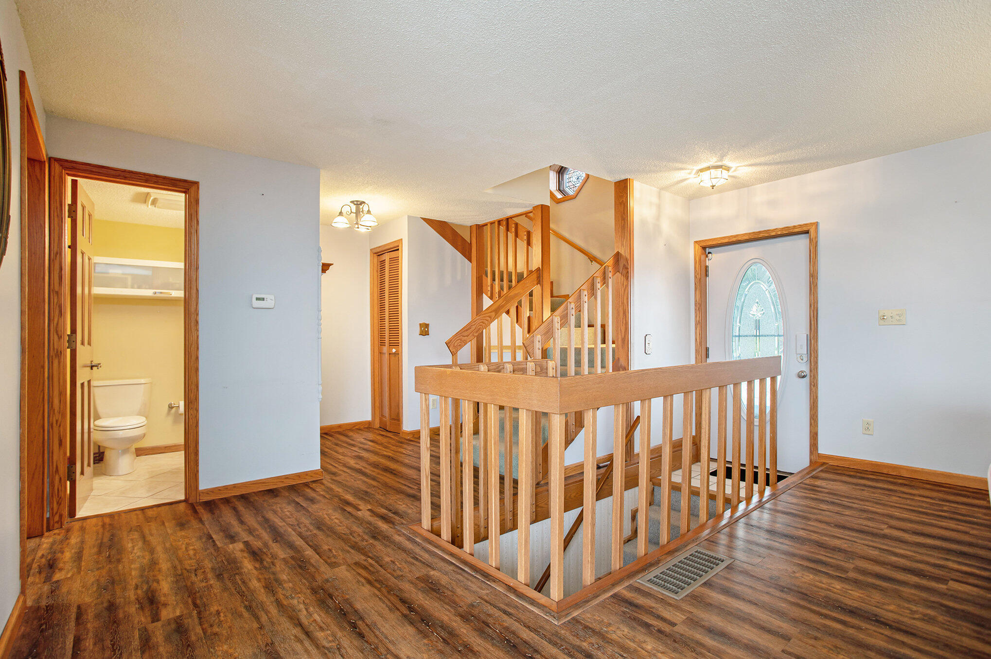453 Buck Road Coldwater, MI 49036 - Photo 3 of 44 003_453_buck_rd_coldwater_mi_49036_6_of_
