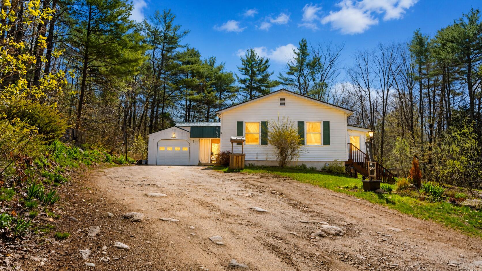 6 Outlaw Ridge Road Raymond, ME 04071 - Photo 2 of 37 01C0EC92-BD02-467F-9171-EAF5A9783542