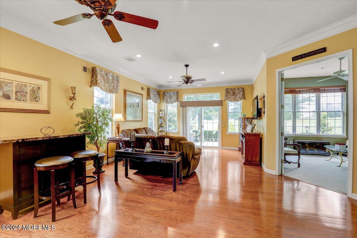 56 Barton Creek Road Jackson, NJ 08527 - Photo 15 of 47 15-Family Room