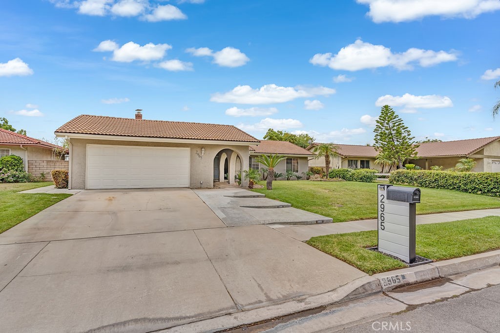 2965 East Mirada Road Highland, CA 92346 - Photo 4 of 29