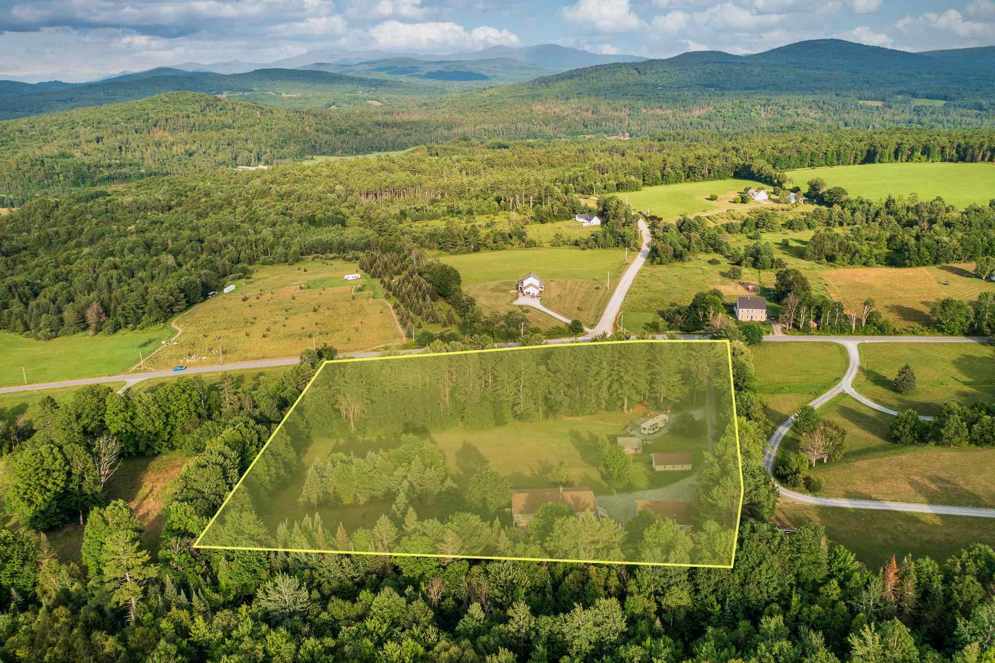 267 Pettyboro Road Bath, NH 03740 - Photo 2 of 40