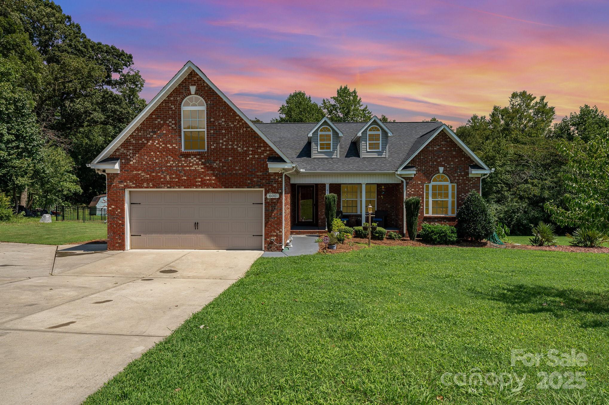 600 Old Hardin Road Dallas, NC 28034 - Photo 1 of 37 Gallery Image 1