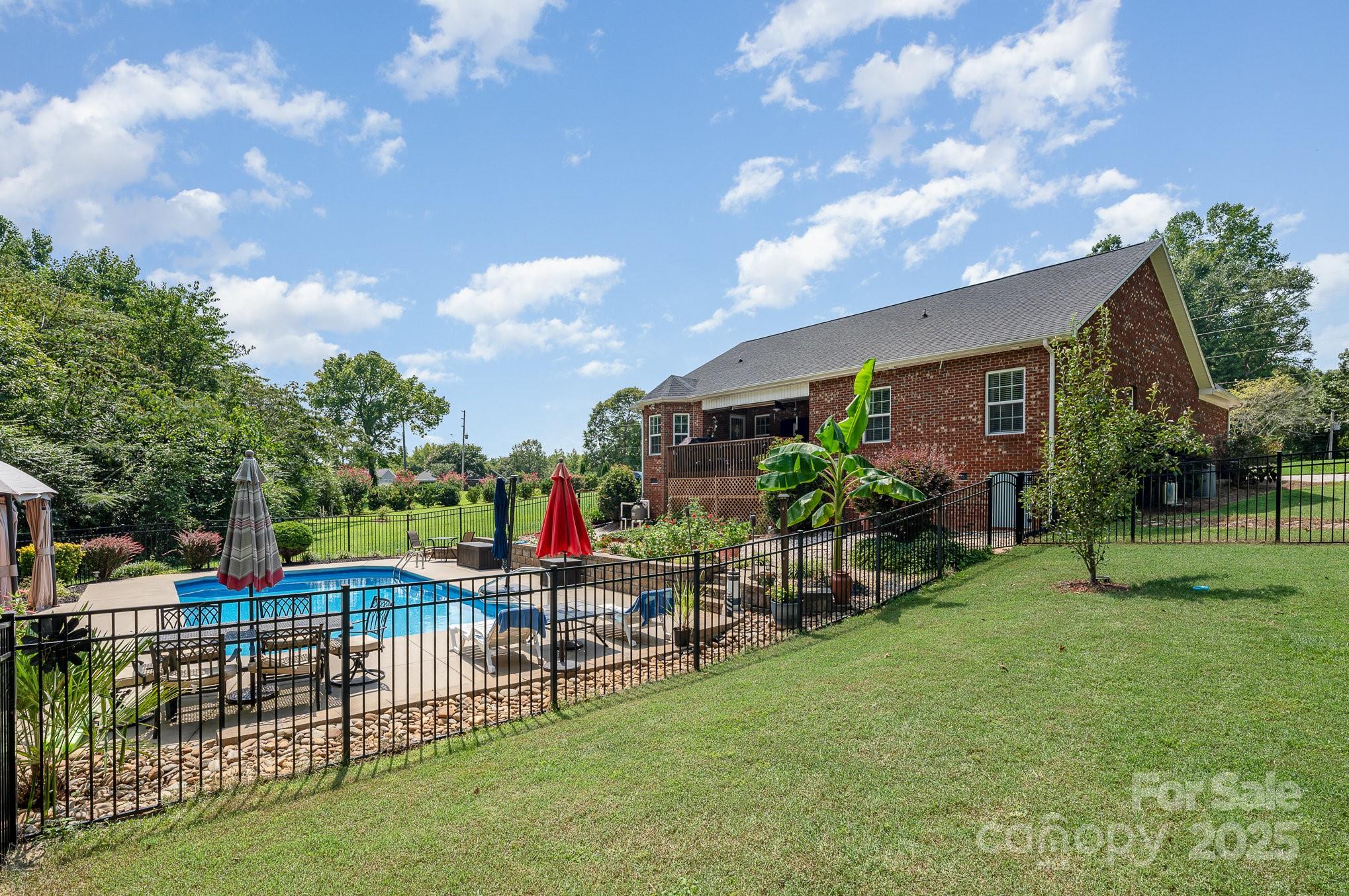 600 Old Hardin Road Dallas, NC 28034 - Photo 31 of 37 Gallery Image 31