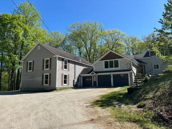 $675,000 | 1686 N Road, Gilead, ME 04217