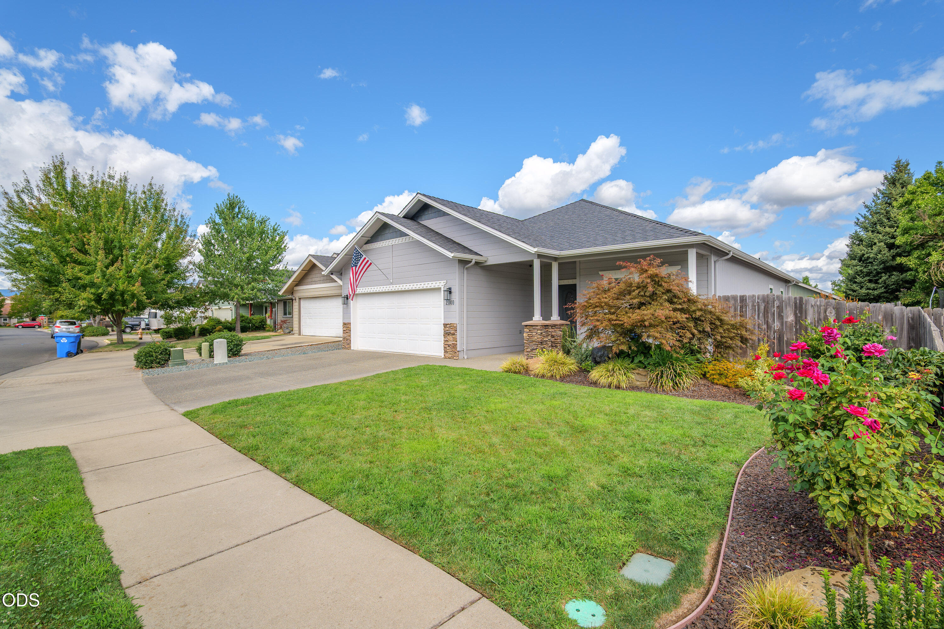 2140 Southwest Nick Way Grants Pass, OR 97527 - Photo 36 of 39