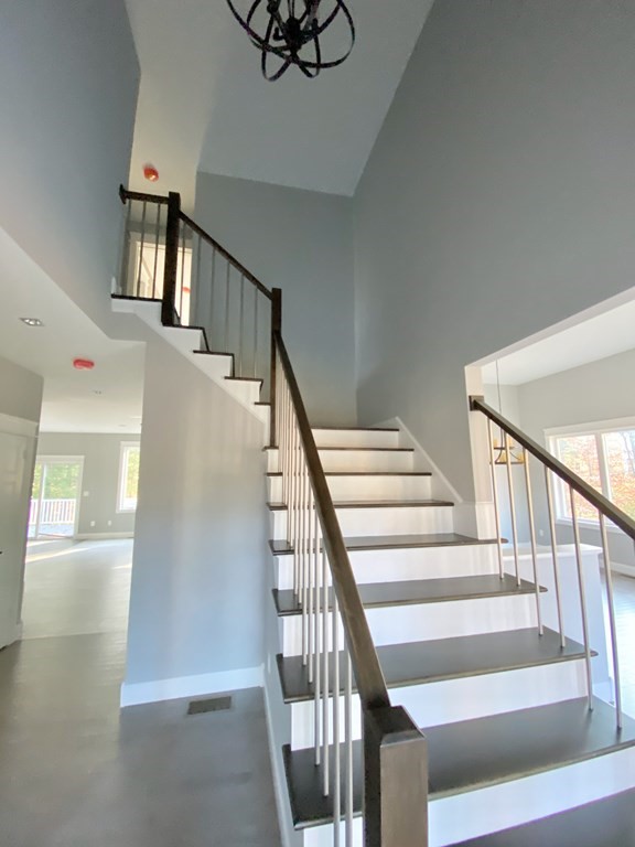 111 Linden Ridge Road Amherst, MA 01002 - Photo 6 of 21