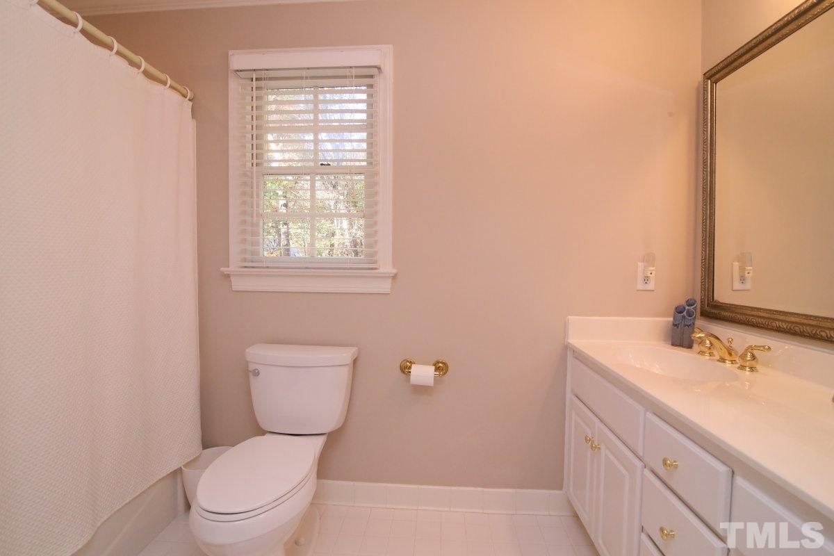 9104 Brompton Court Raleigh, NC 27615 - Photo 18 of 25 Gallery Image 18