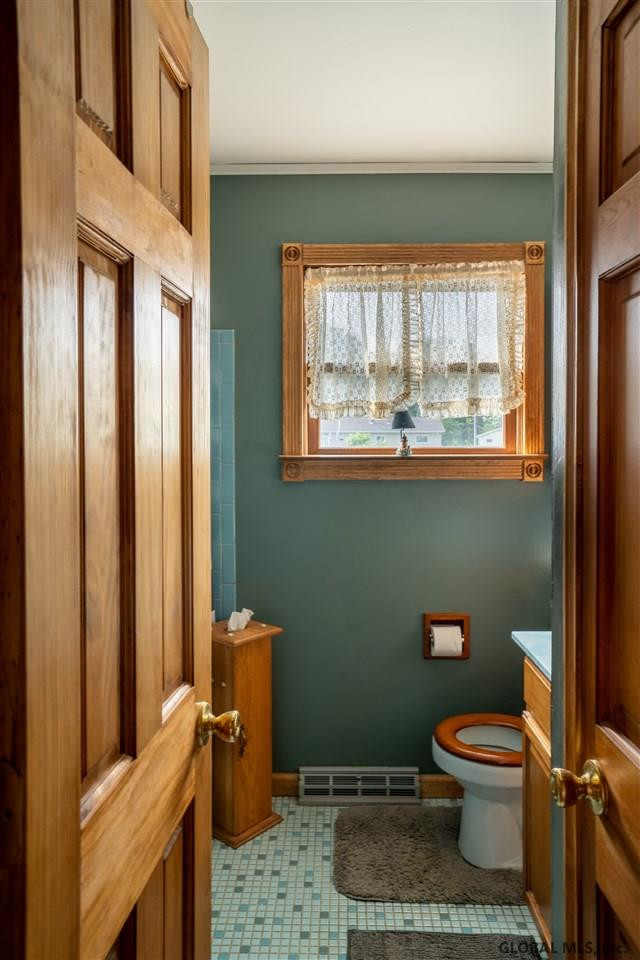 49 Rapple Drive Colonie, NY 12205 - Photo 8 of 18 Photo 8