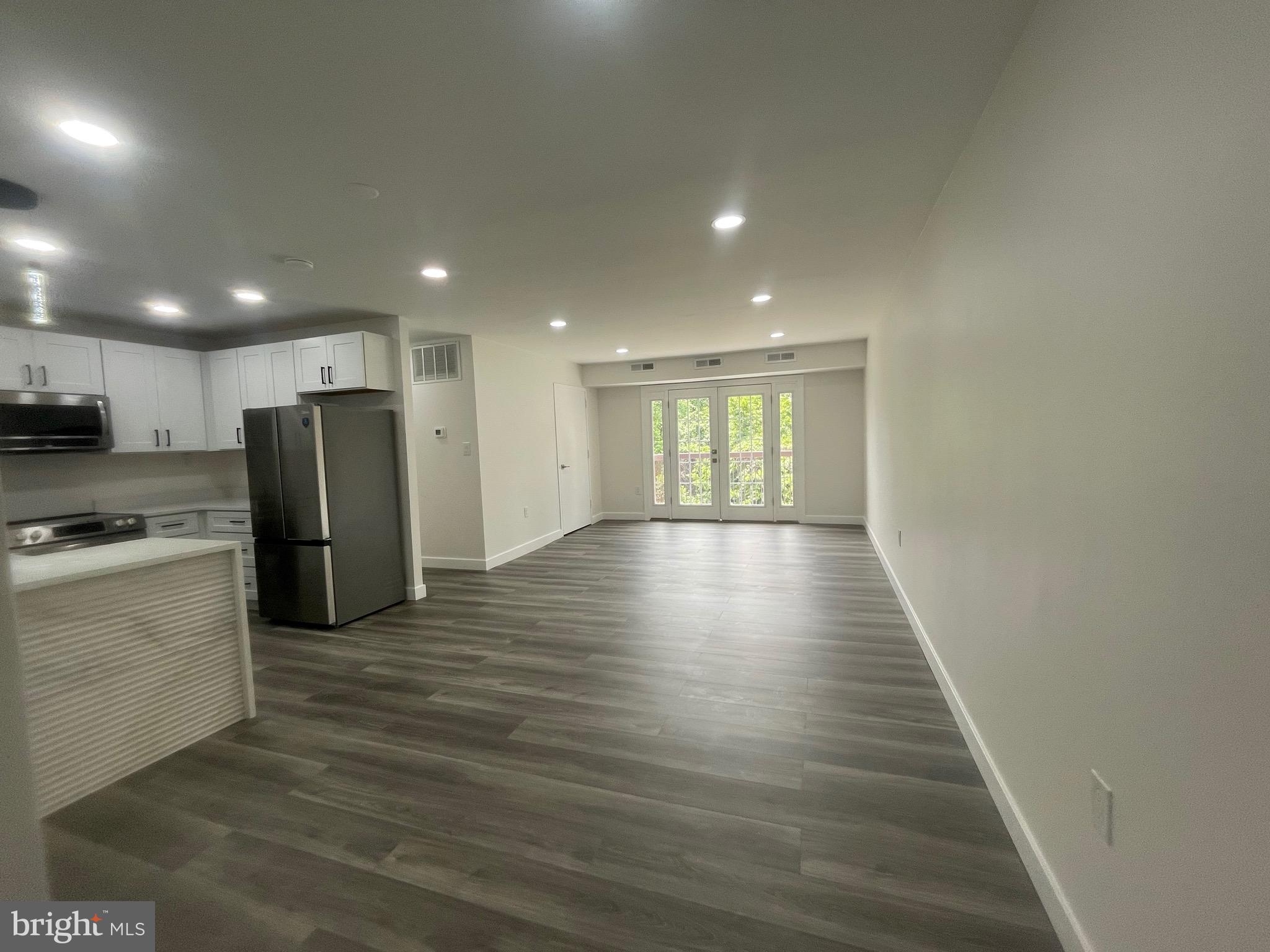 3811 Swann Road, Unit 202 Suitland, MD 20746 - Photo 5 of 38