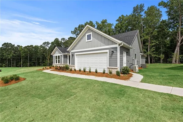 $546,360 | 905 Hillwood Circle, Villa Rica, GA 30180