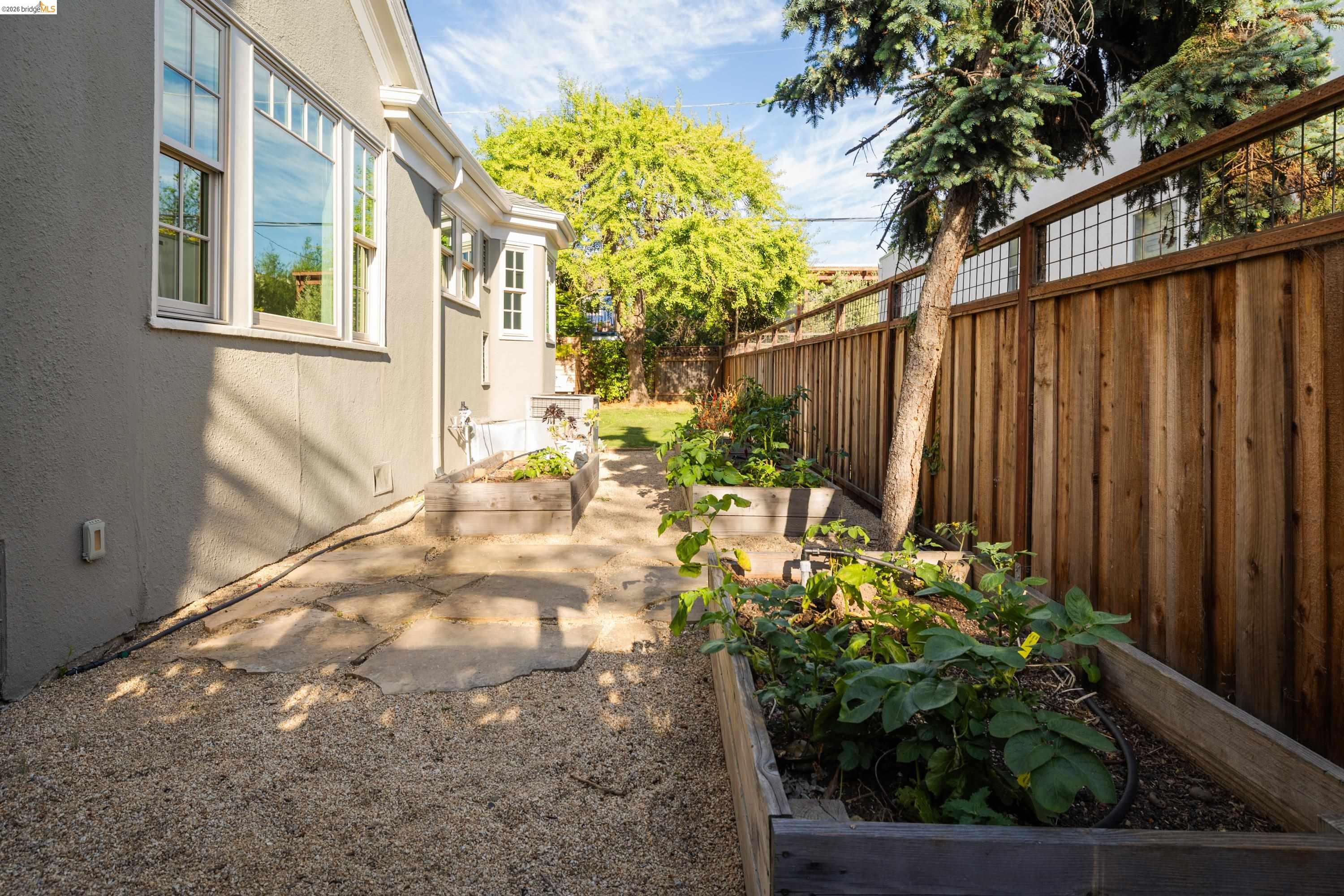 424 Key Boulevard Richmond, CA 94805 - Photo 67 of 85