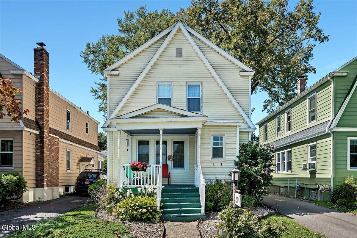 79 Academy Road Albany, NY 12208 - Photo 2 of 37 01-P1559860