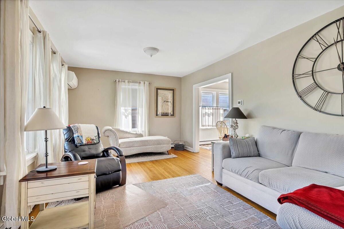 79 Academy Road Albany, NY 12208 - Photo 5 of 37 03-P1559913