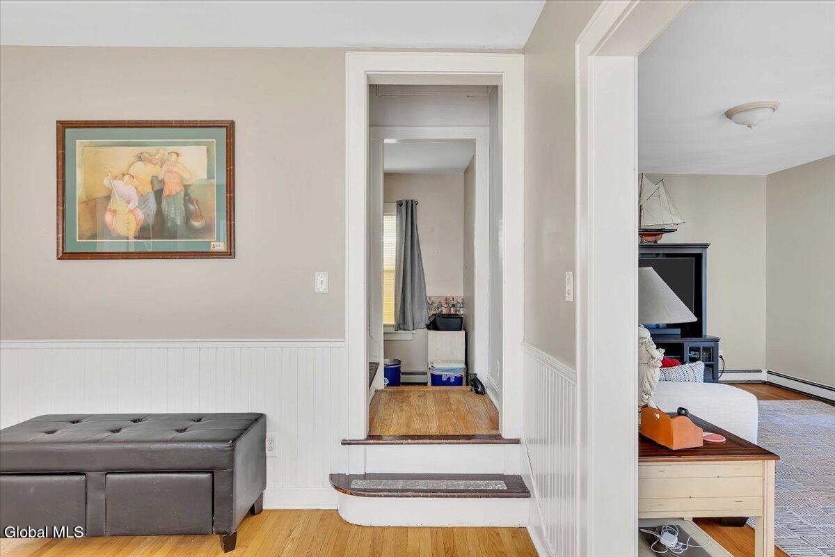 79 Academy Road Albany, NY 12208 - Photo 9 of 37 09-P1559954