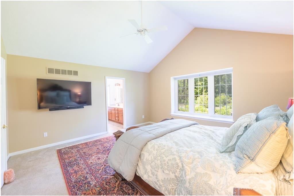 6635 Riverside Way Fishers, IN 46038 - Photo 14 of 30 Gallery Image 14