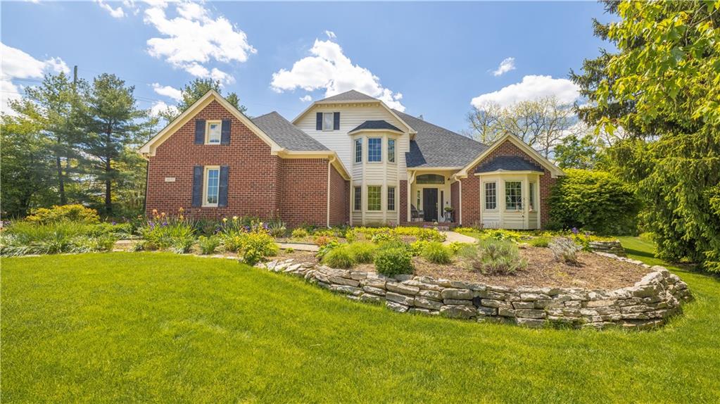 6635 Riverside Way Fishers, IN 46038 - Photo 4 of 30 Gallery Image 4