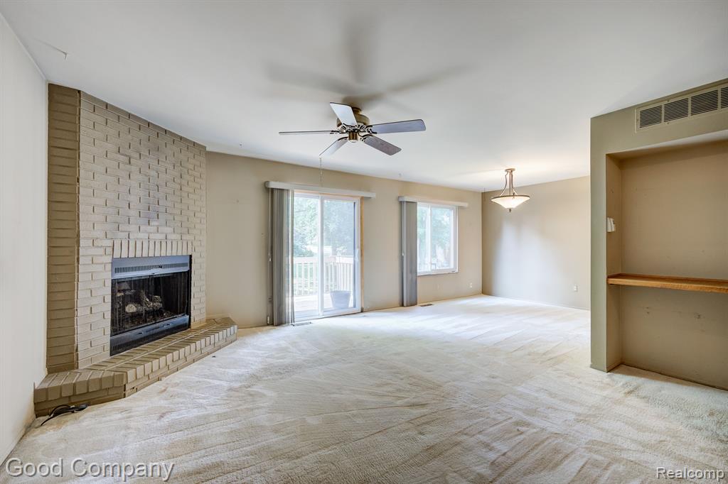 1010 Willow Grove Court Rochester Hills, MI 48307 - Photo 2 of 36