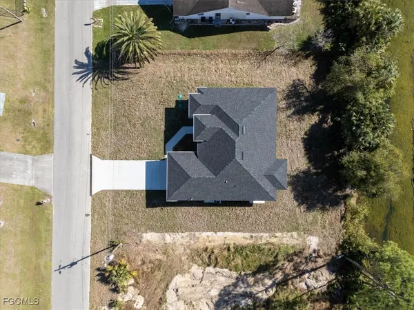 $2,200 | 1436 Graham Circle, Lehigh Acres, FL 33936