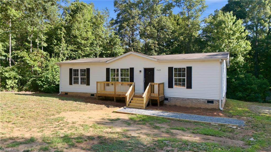7623 Salem Chapel Road Walnut Cove, NC 27052 - Photo 6 of 36