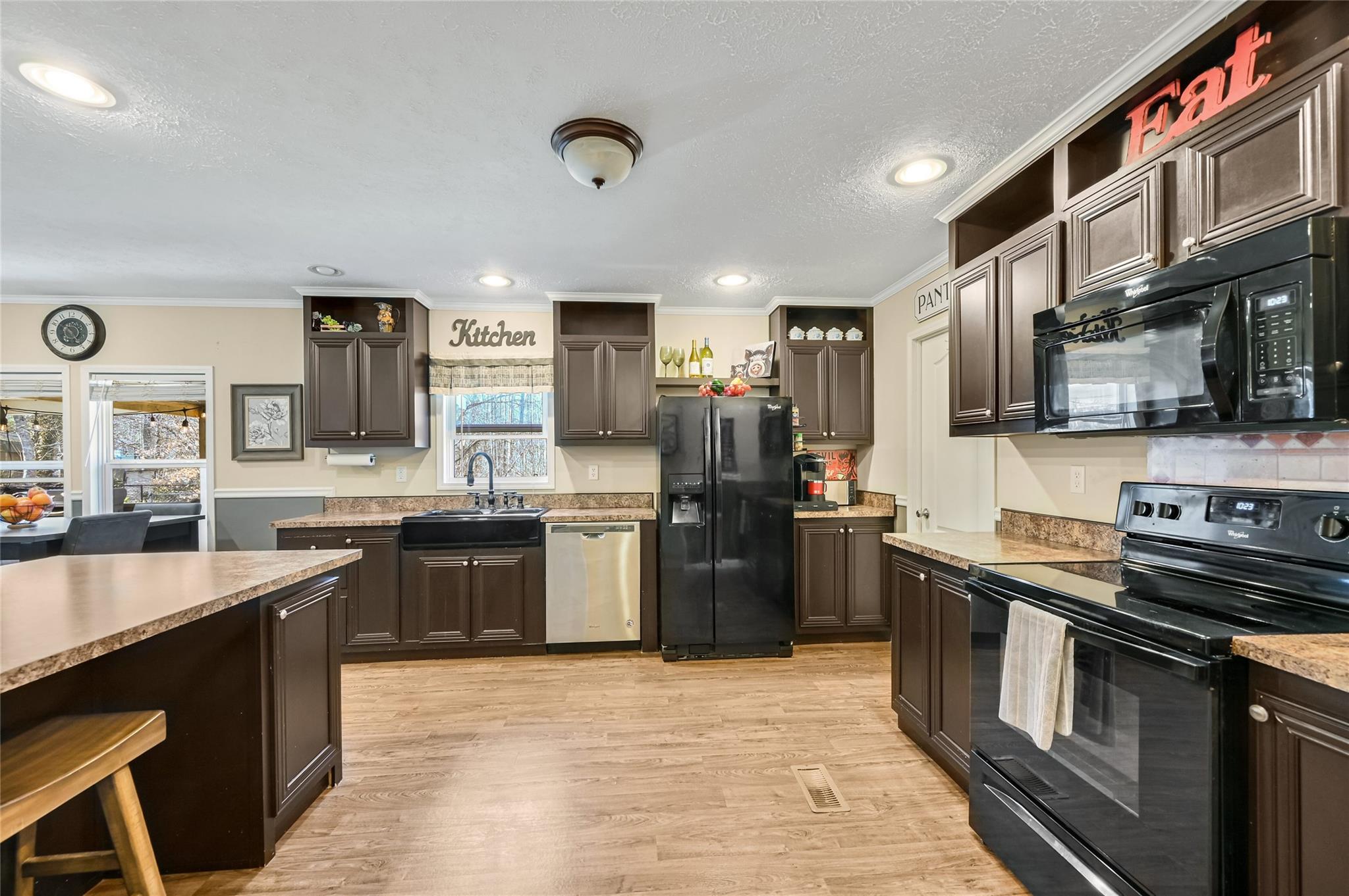 874 Bee Tree Road Swannanoa, NC 28778 - Photo 5 of 23 Gallery Image 5