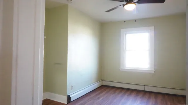 $2,200 | 1621 Stratford Avenue, Unit 3, Stratford, CT 06615