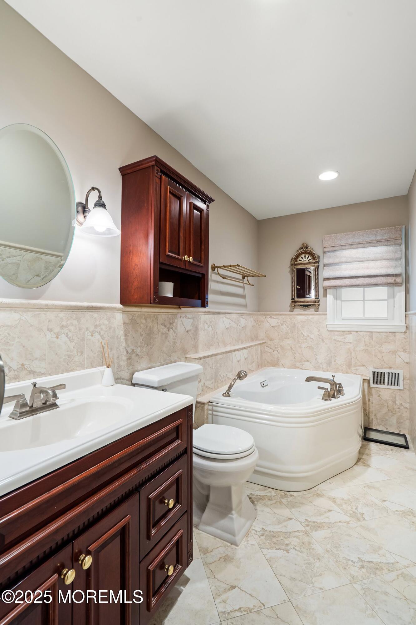713 Merrimac Way Brick, NJ 08724 - Photo 22 of 25 17-Bath 1