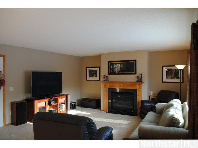 31 Cliff Ridge Court Hudson, WI 54016 - Photo 4 of 14 Gallery Image 4