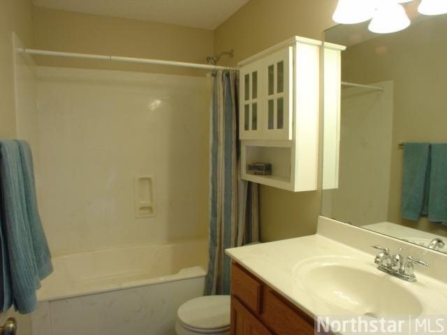 31 Cliff Ridge Court Hudson, WI 54016 - Photo 8 of 14 Gallery Image 8