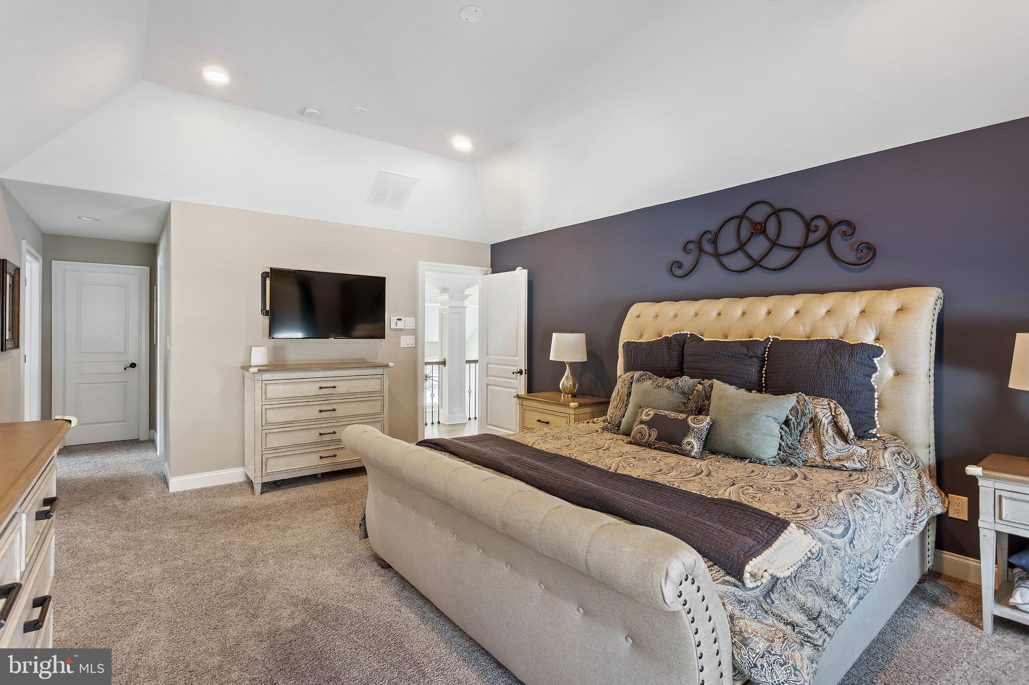 31 Kirk Road Garnet Valley, PA 19060 - Photo 19 of 35 Master Bedroom Suite