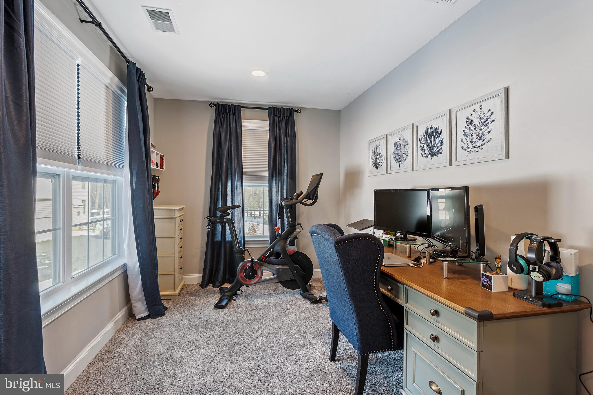 31 Kirk Road Garnet Valley, PA 19060 - Photo 20 of 35 Master Bedroom Sitting Room