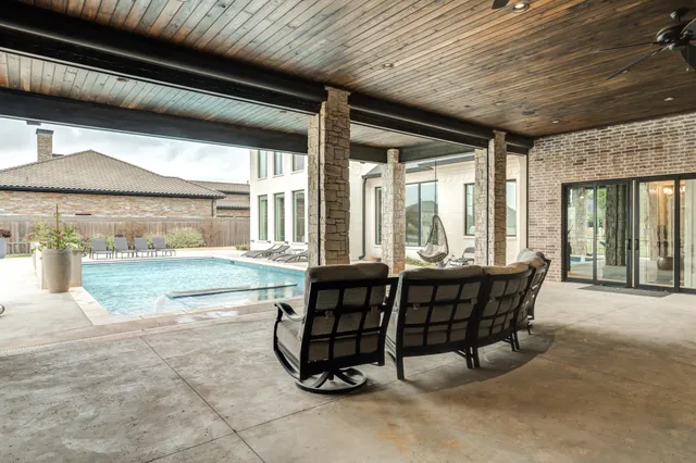 $2,100,000 | 4003 104th Street, Lubbock, TX 79423