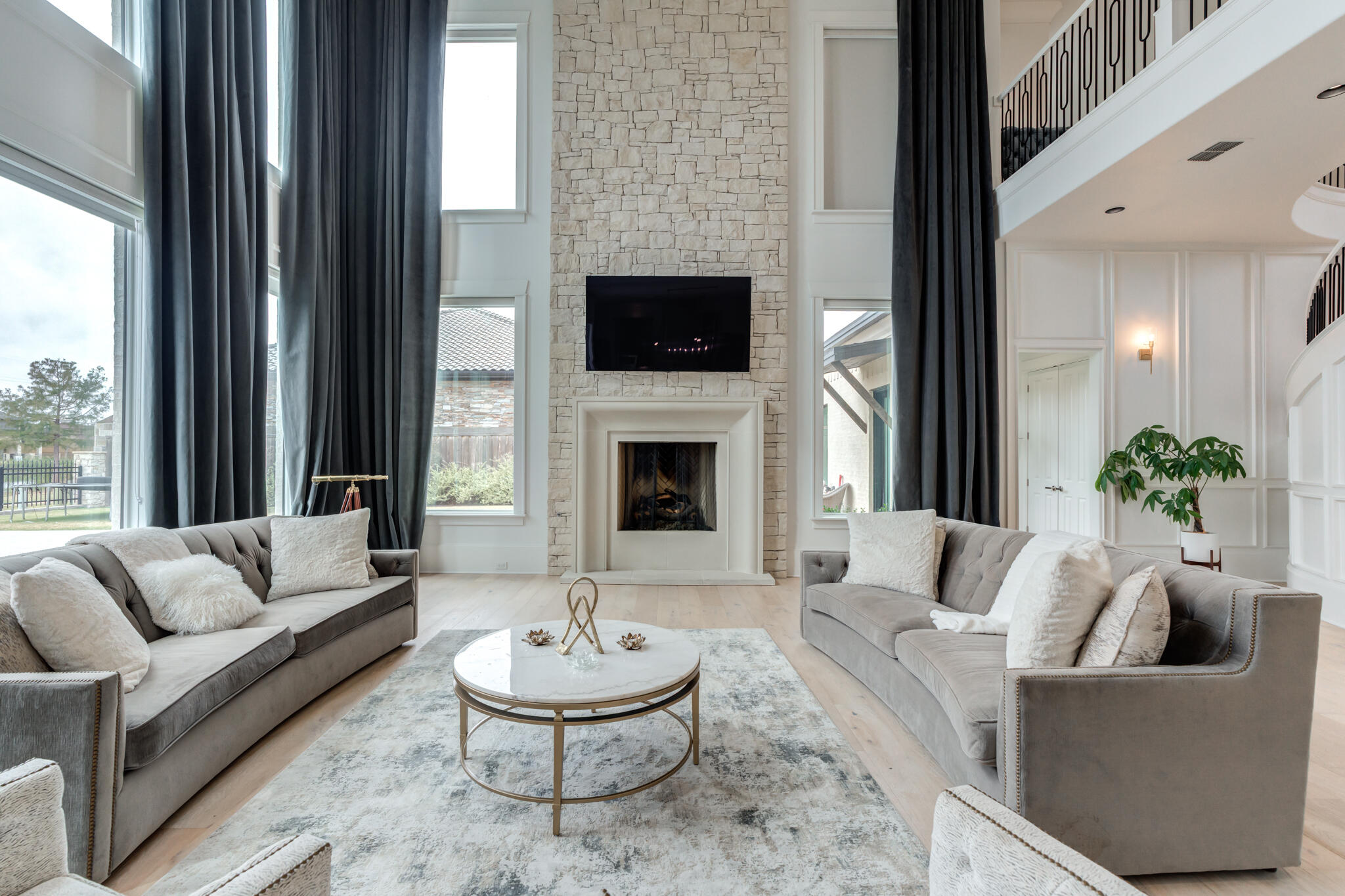 4003 104th Street Lubbock, TX 79423 - Photo 41 of 111 4003-104th-St_Lubbock-TX_38_Living-Room