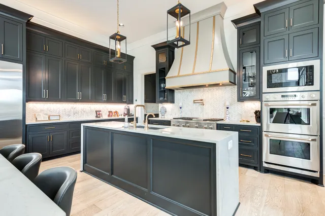 $2,100,000 | 4003 104th Street, Lubbock, TX 79423