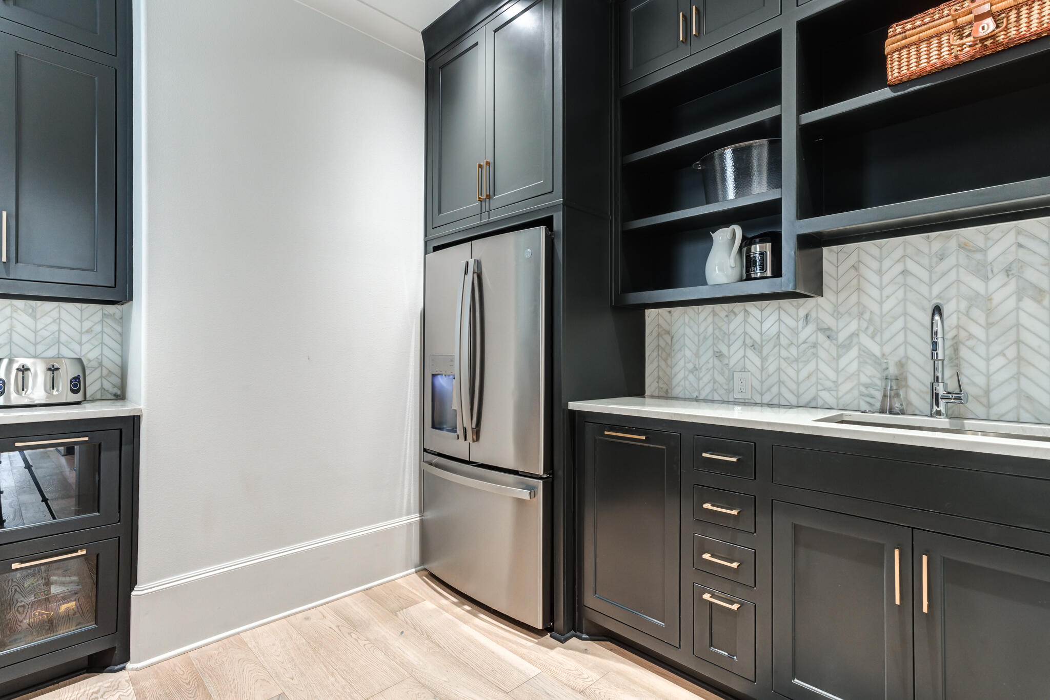 4003 104th Street Lubbock, TX 79423 - Photo 62 of 111 4003-104th-St_Lubbock-TX_59_Butlers-Pant